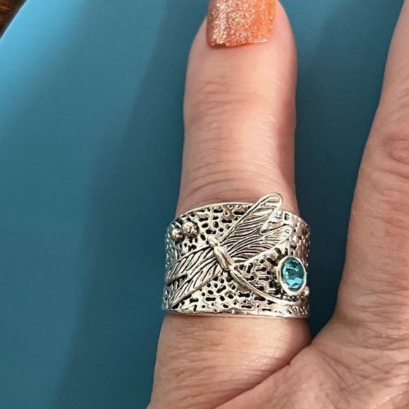 Cubic Zirconia Dragonfly Ring For Men And Women - Picture 1 of 7